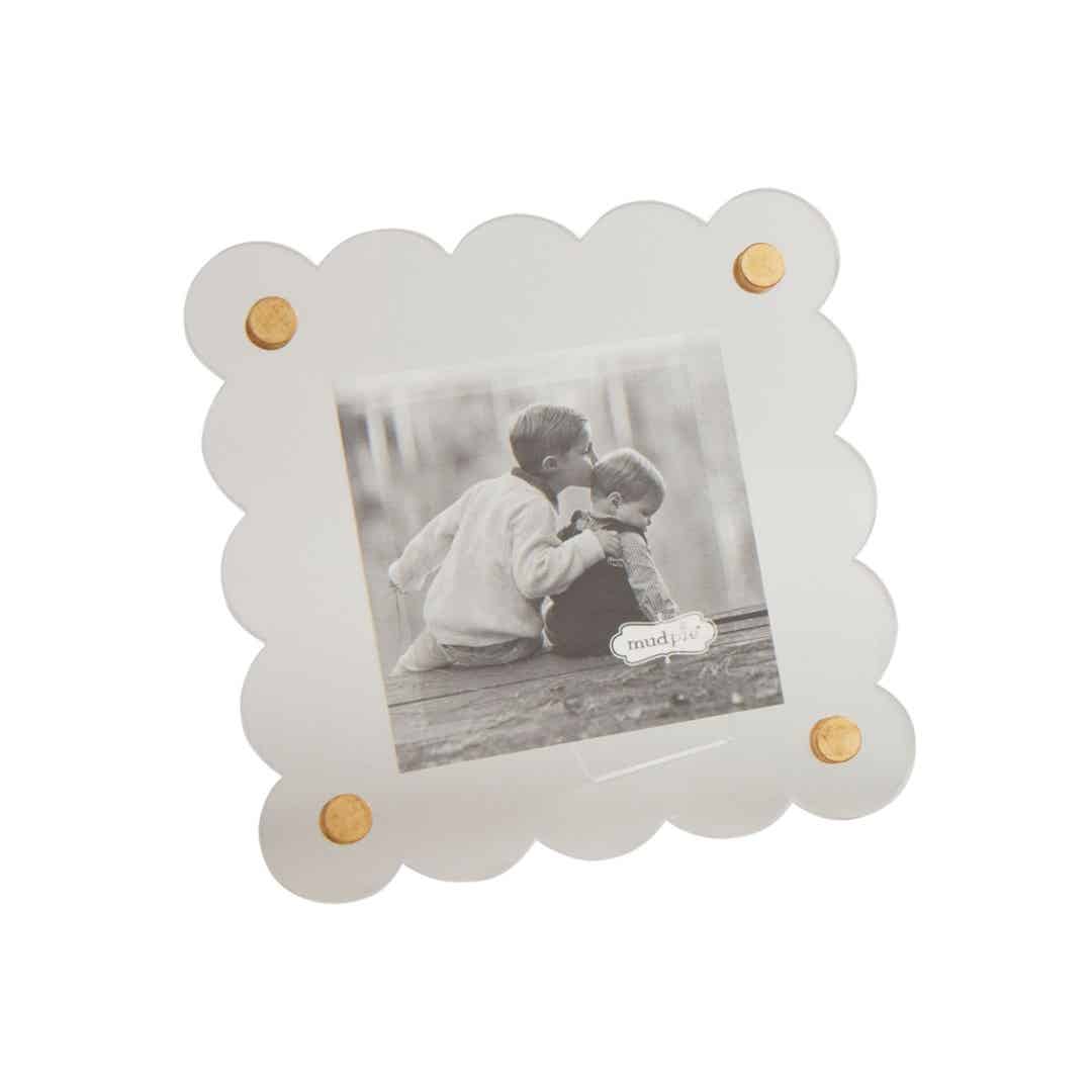 Square Scalloped Frame