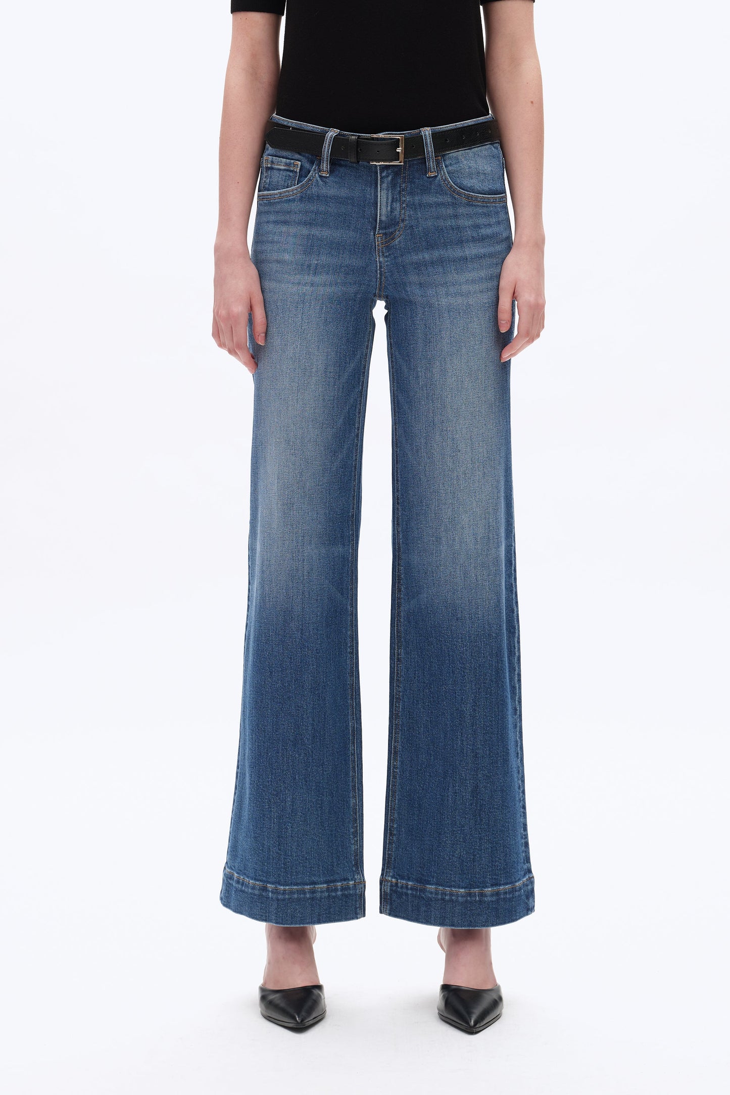 Low Rise Wide Leg Jeans