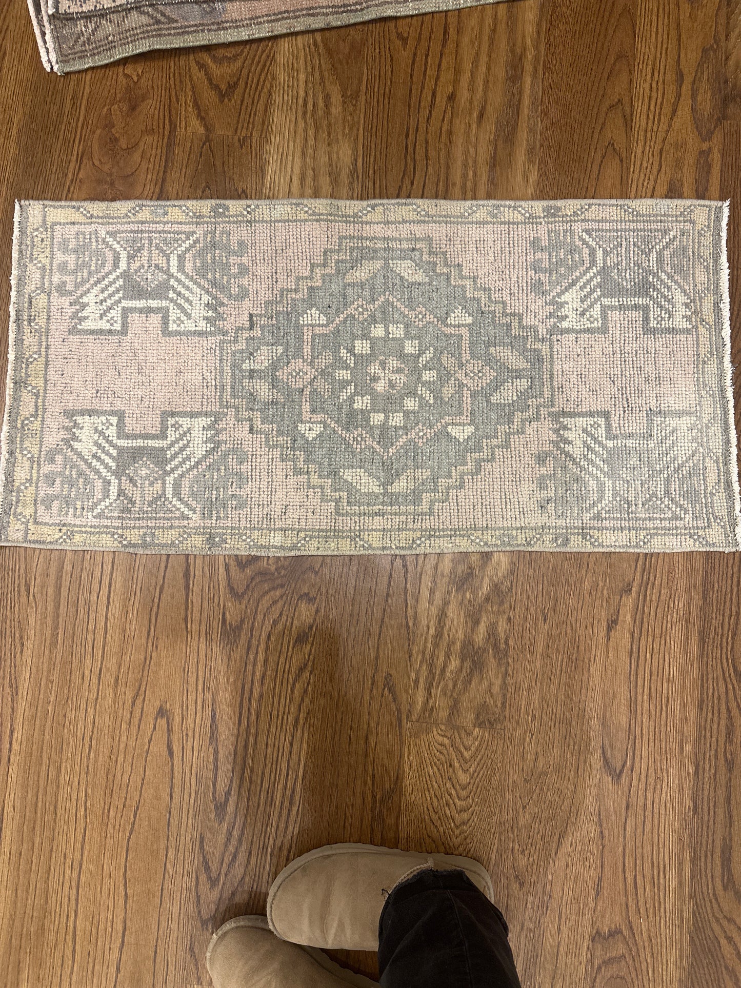 010 mini rug