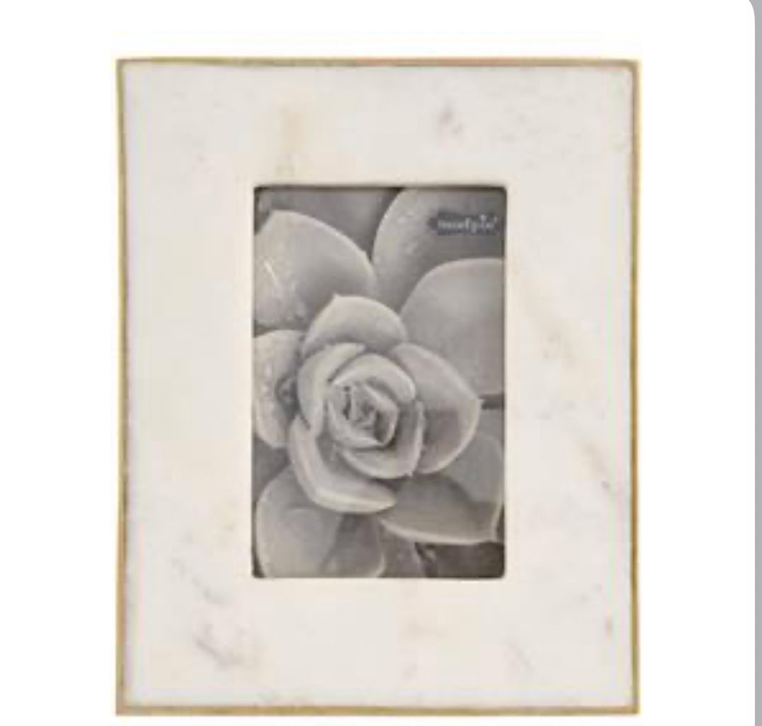 5" X 7" Marble & Gold Frame