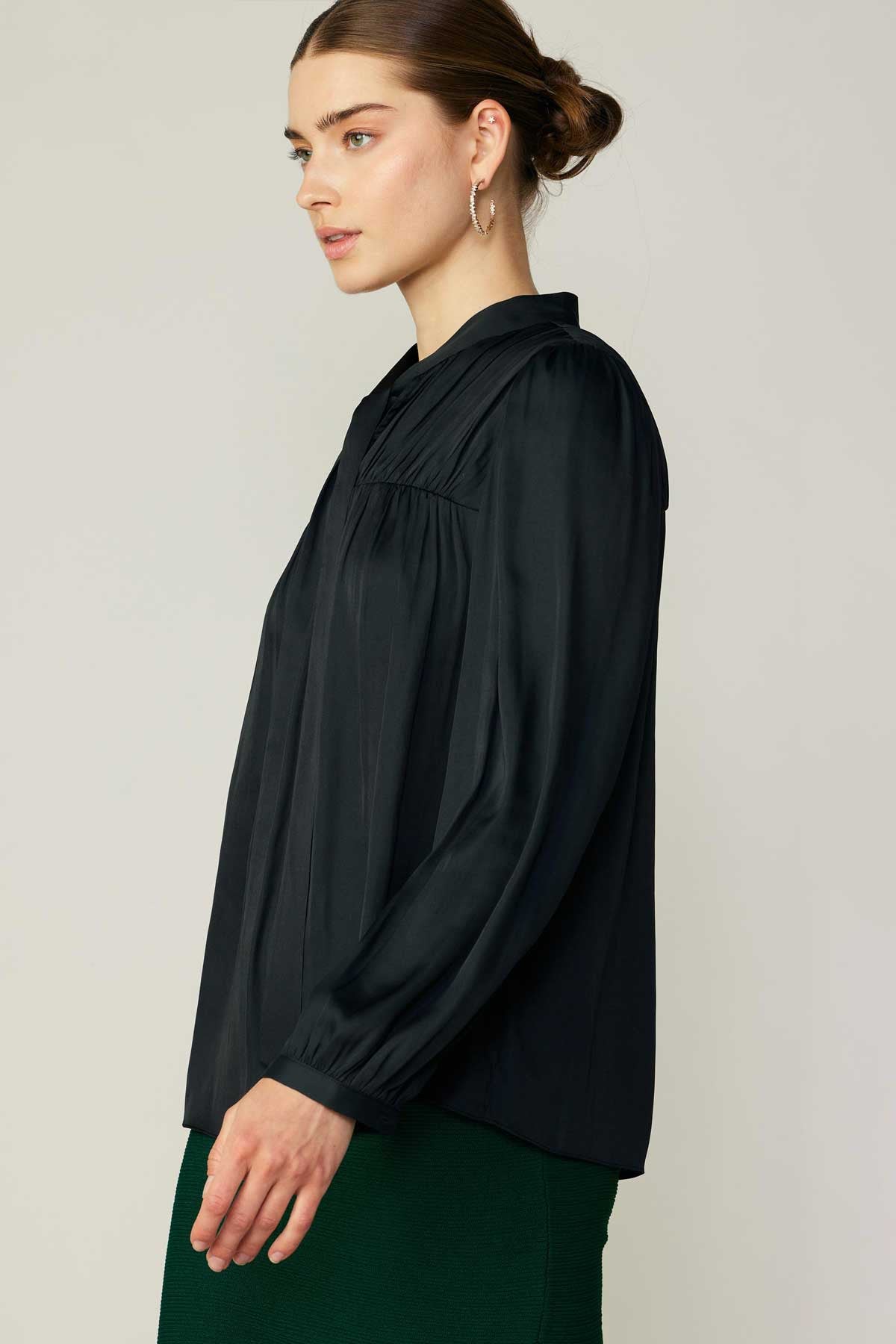 V-Neck LS Pleated Blouse