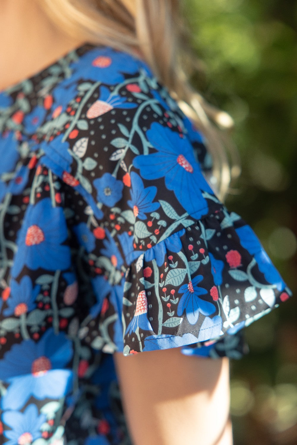 Button Ruffle Sleeve Printed Top