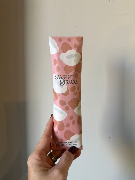 Sweet Grace Slim Sachet