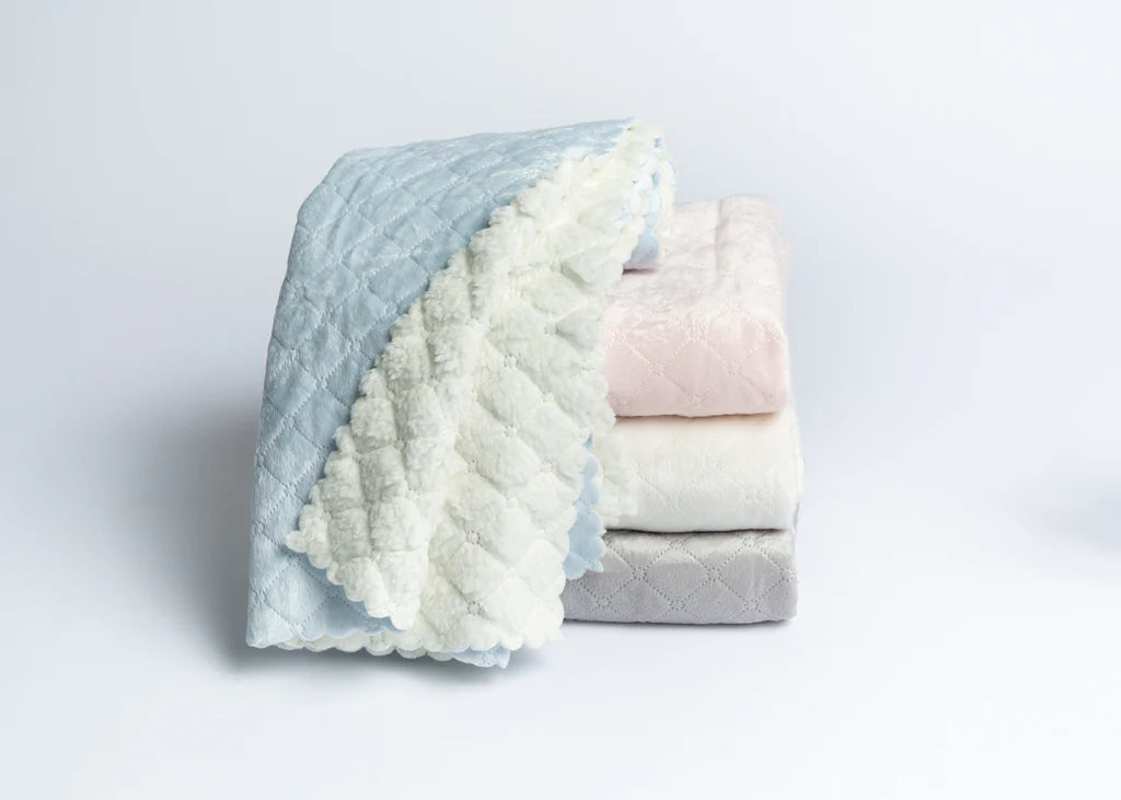 Nana quilted plush blanket