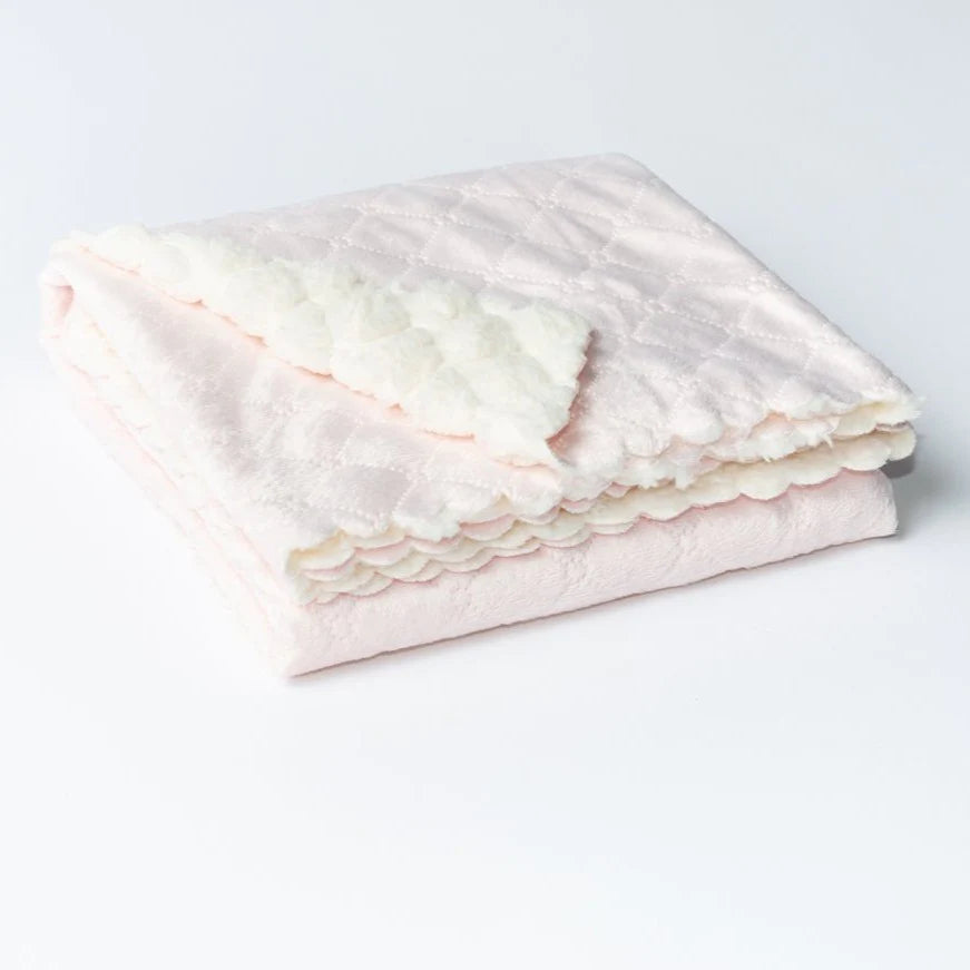 Nana quilted plush blanket