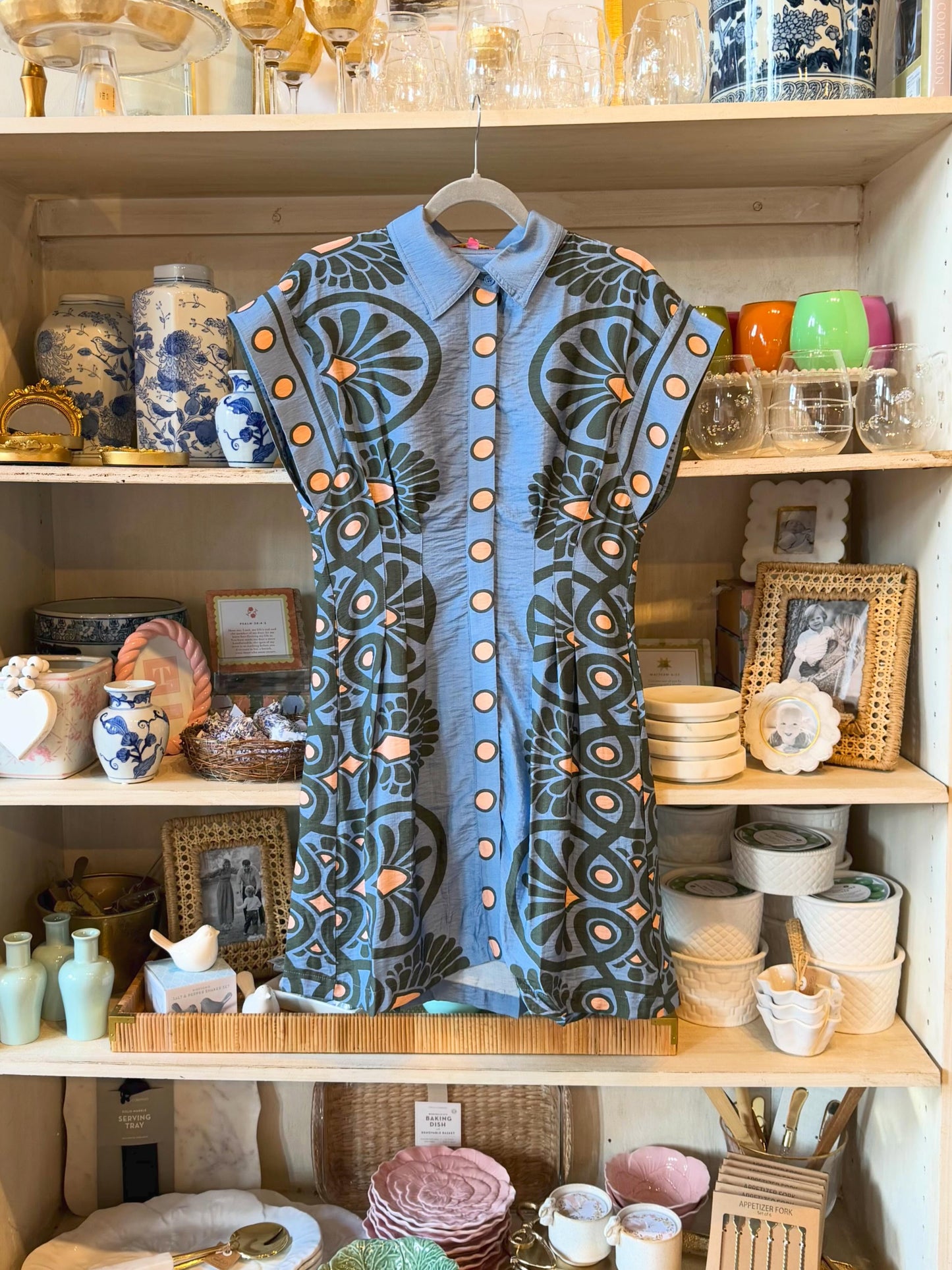 Short Sleeve Collared Pattern Dress