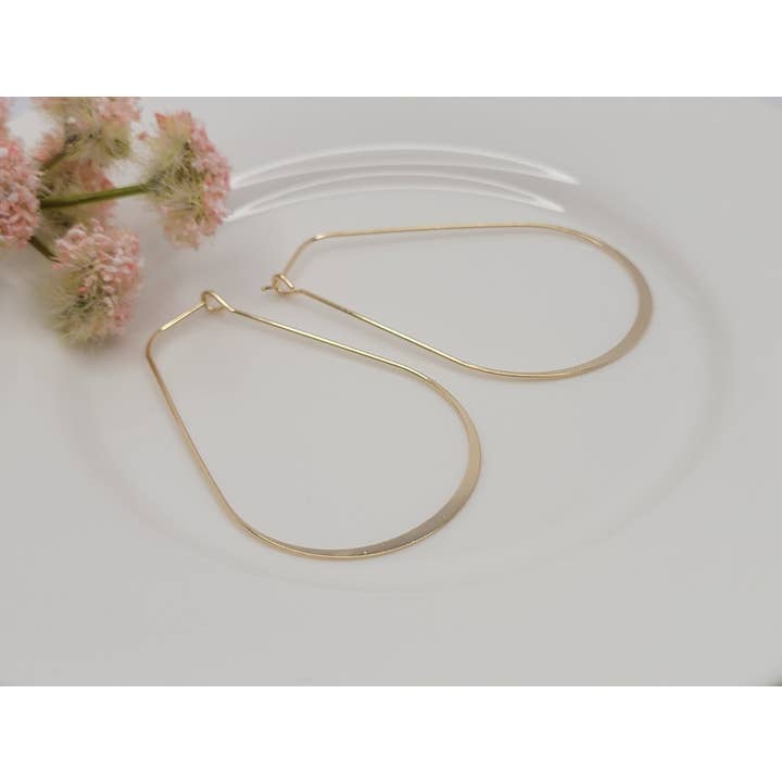 BO Lightweight Threader Hoop Earrings.