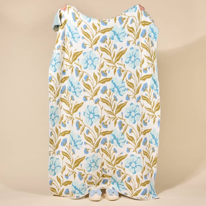 Cozy Dreams Luxe Blanket