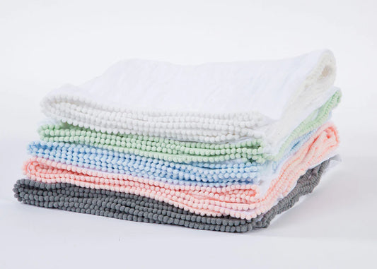 Swaddle baby blanket pompom edge
