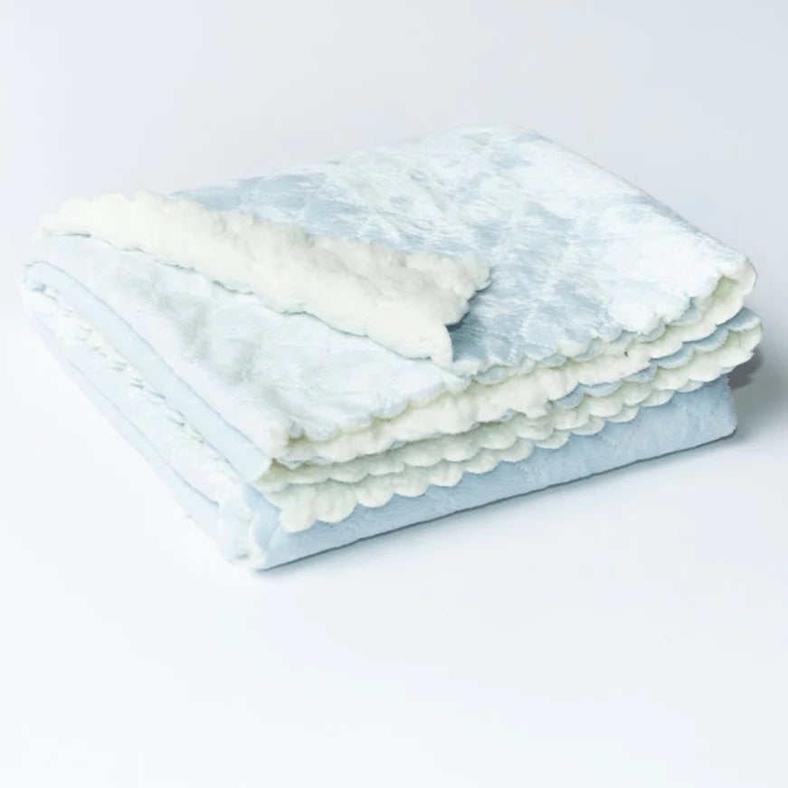Nana quilted plush blanket