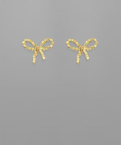 Cubic textured bow earrings