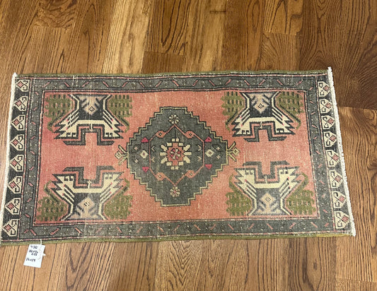 009 mini rug