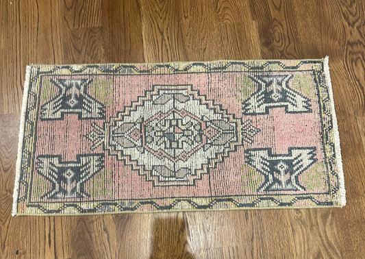 016 mini rug
