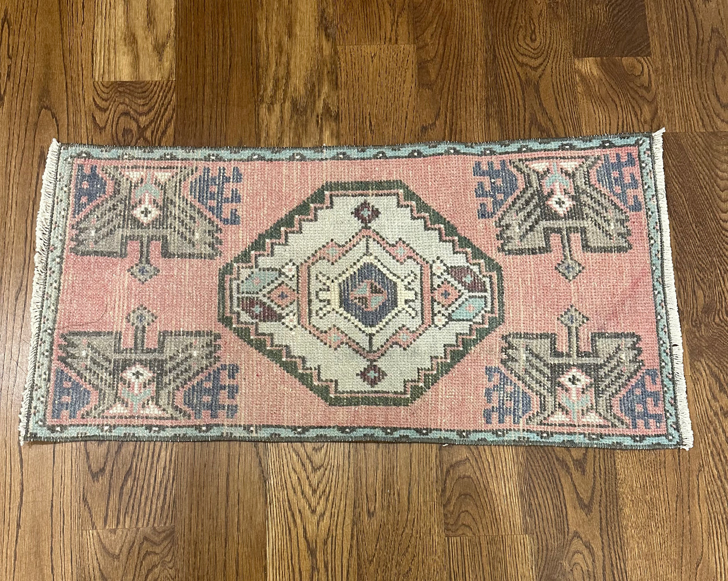 011 mini rug