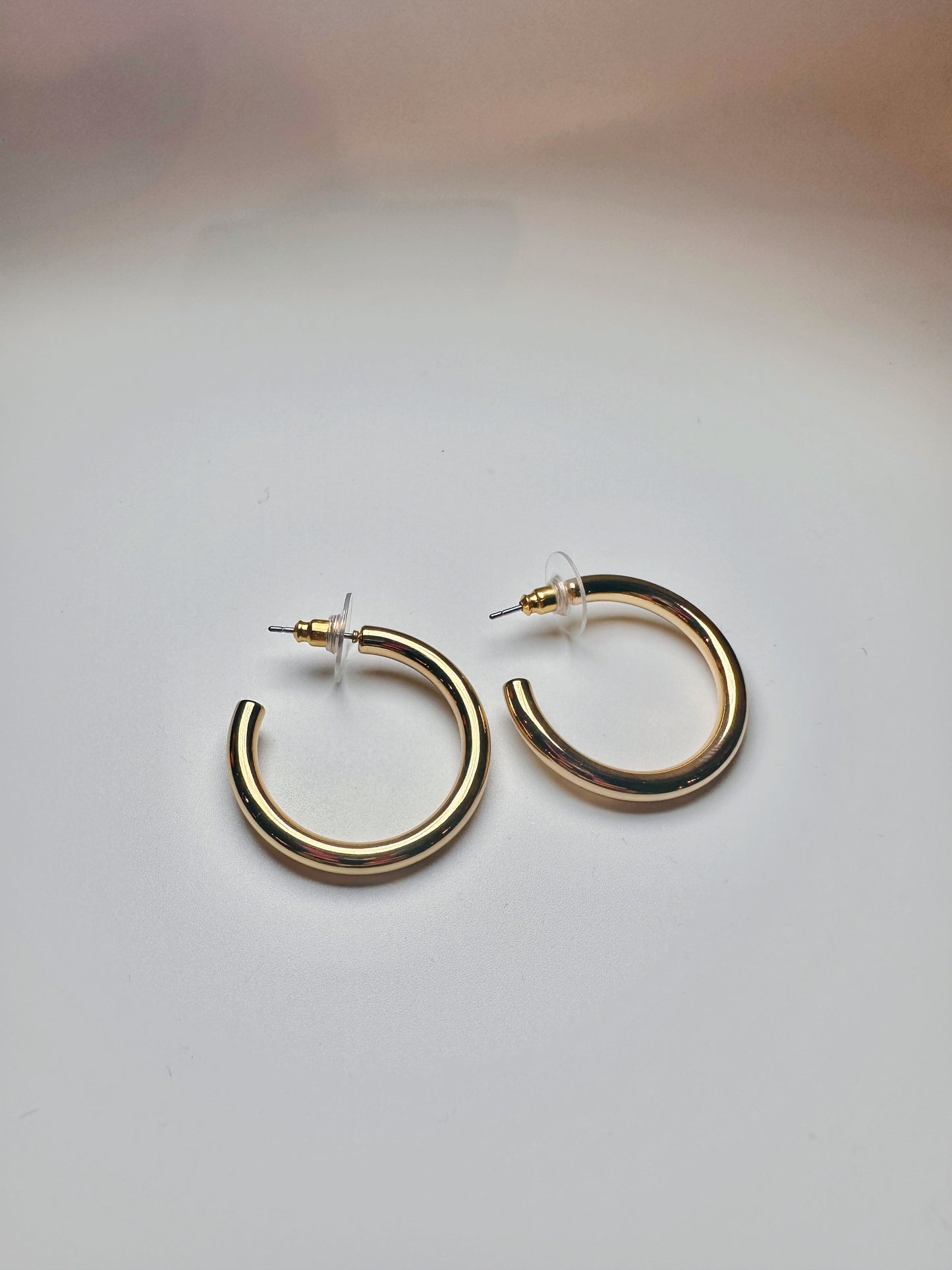 Cameron Shiny Gold Hoop Earrings