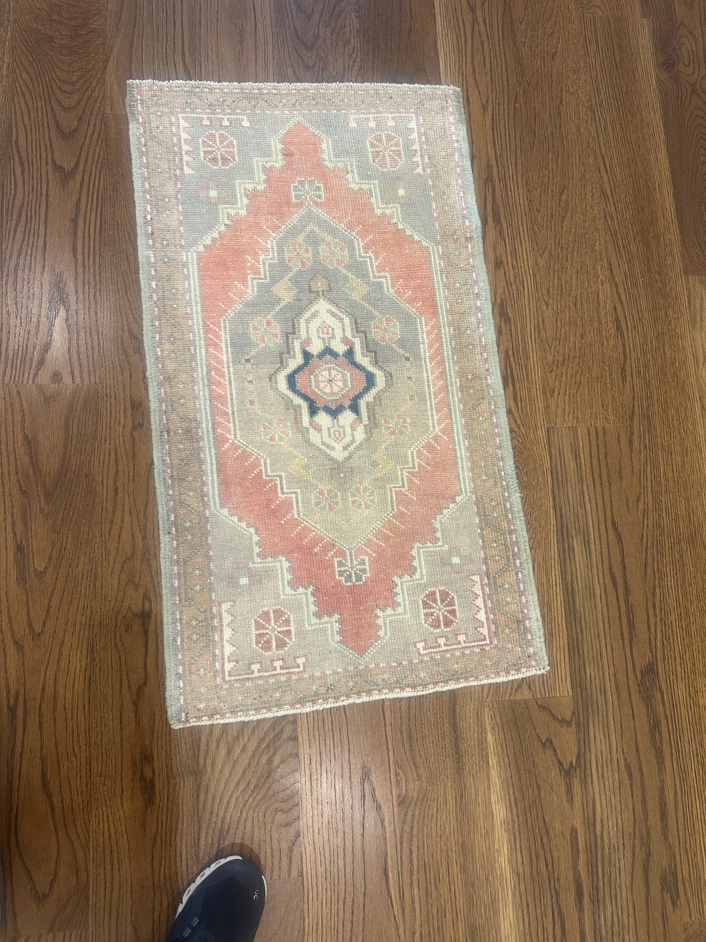 Mini Oushak Rug 31