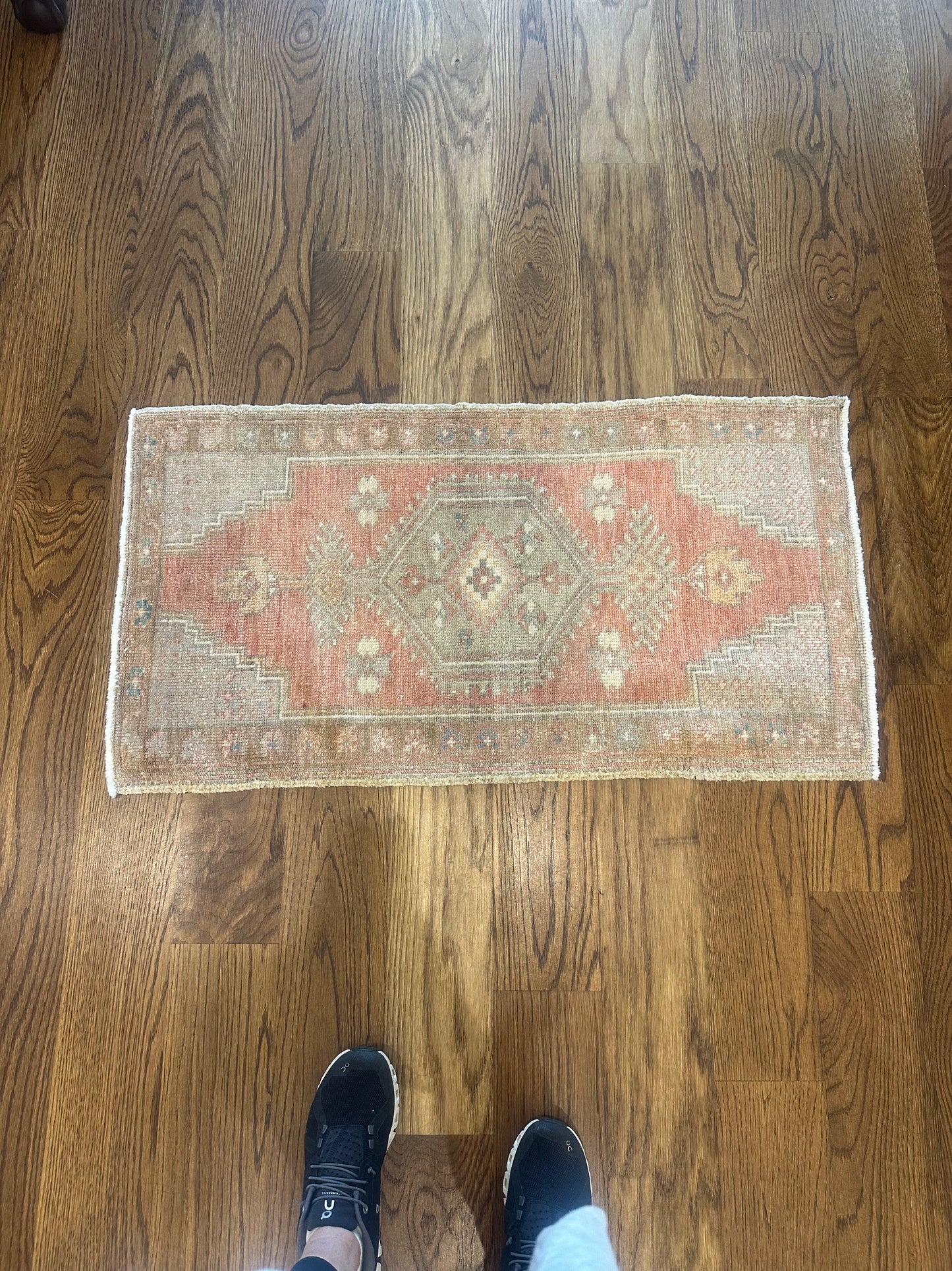 Mini Rug 35