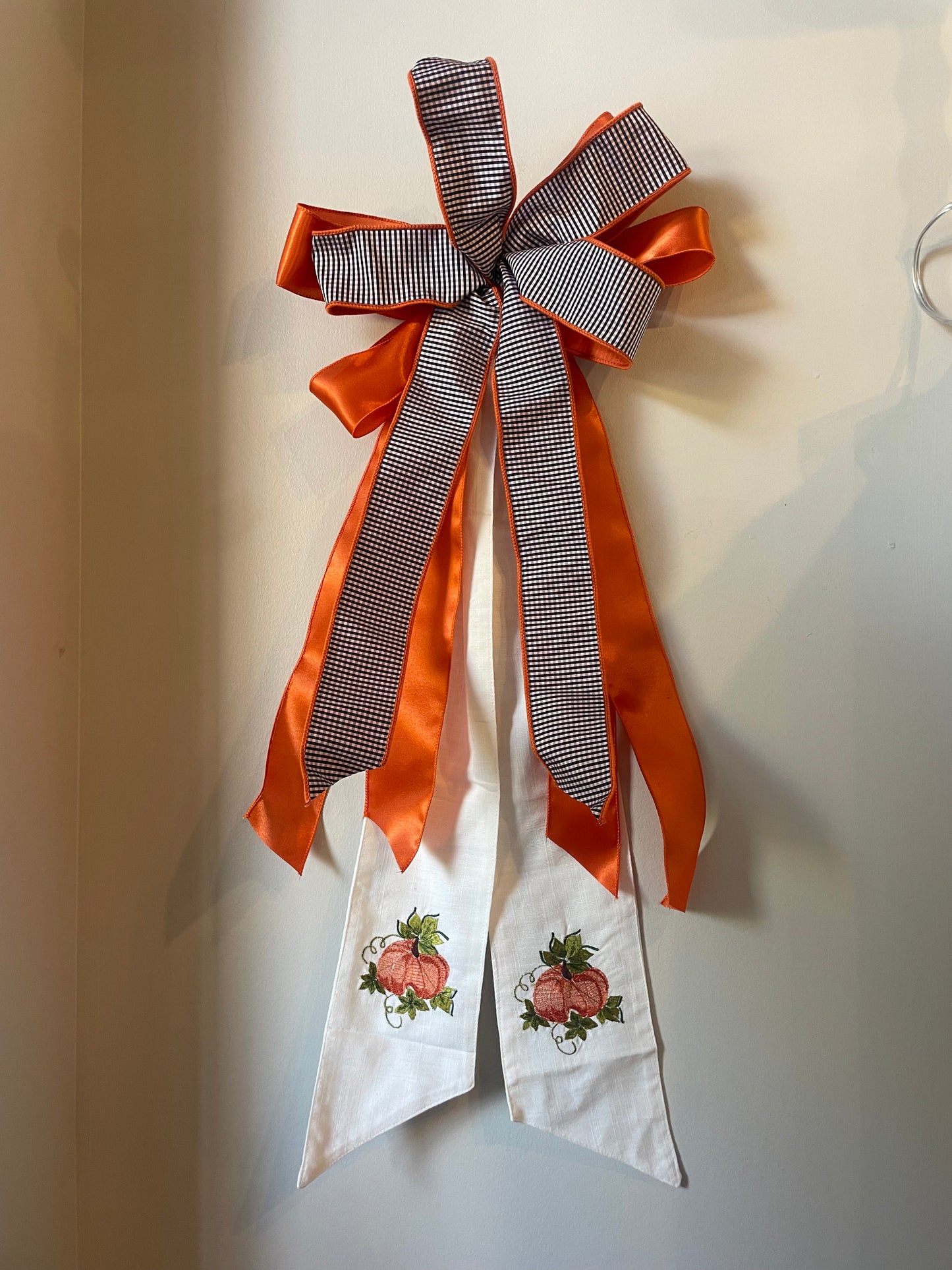 LJ pumpkin sash bow