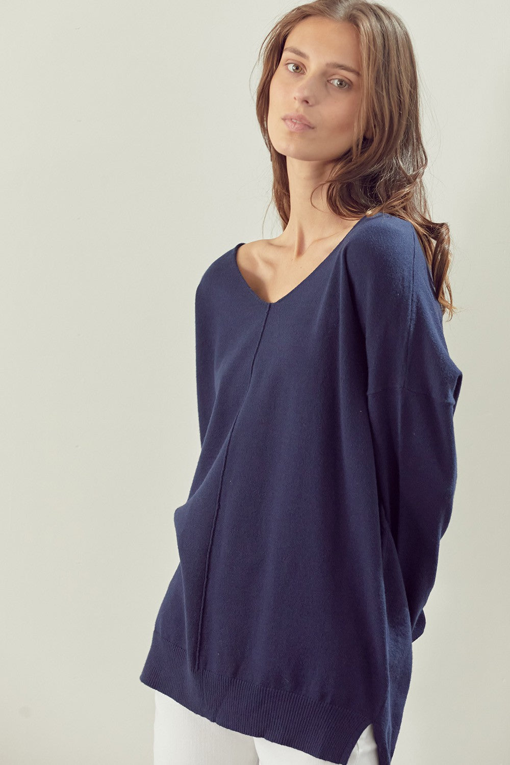 Soft Basic V-neck Pullover