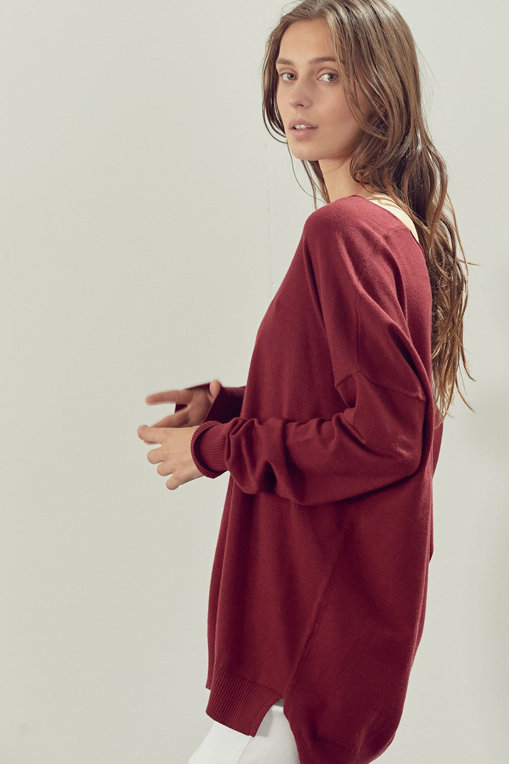 Soft Basic V-neck Pullover
