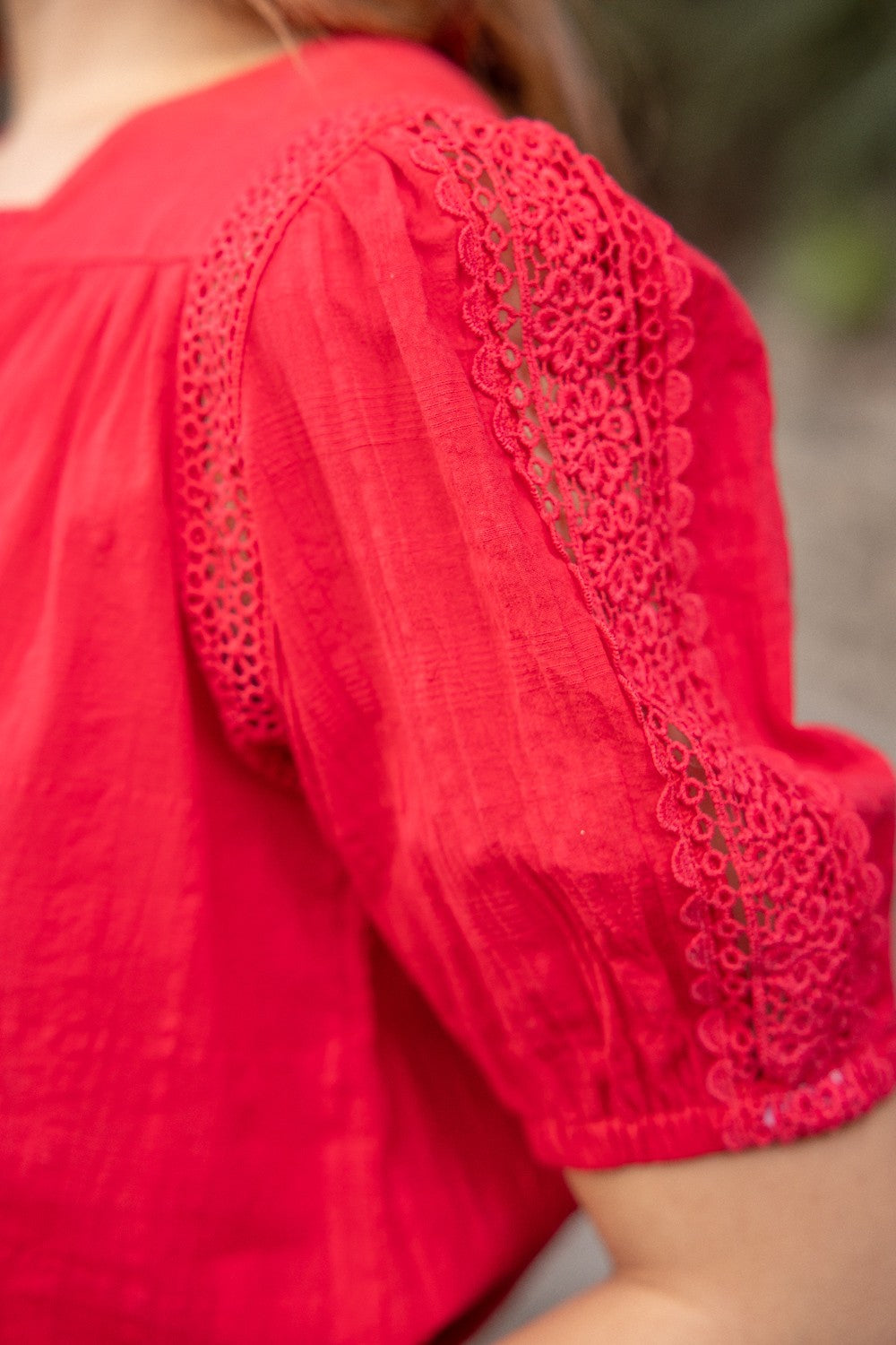 Red Lace Detailed V-neck SS Top