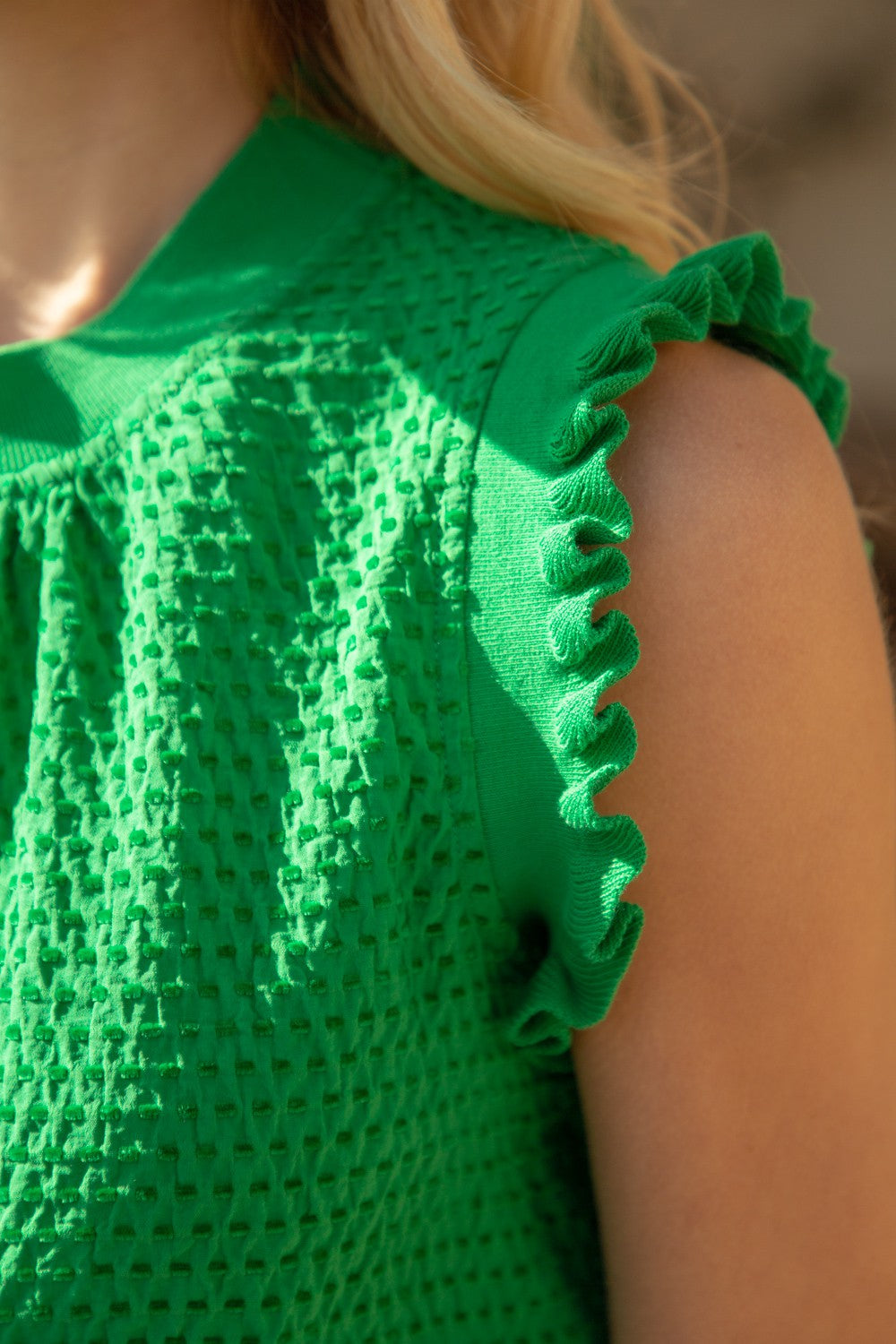Rib Band Detailed Textured Top