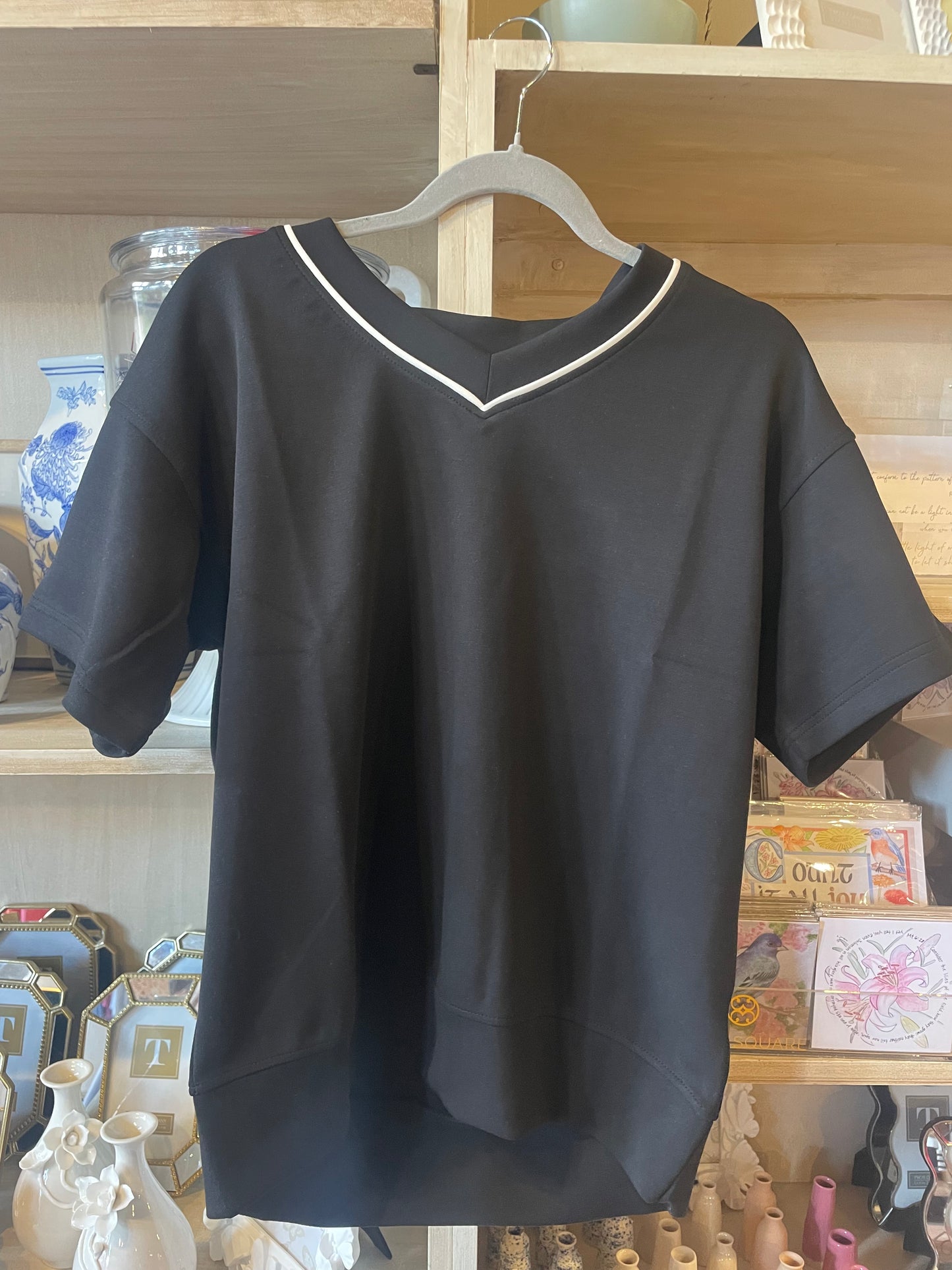 Piping V Neck Top