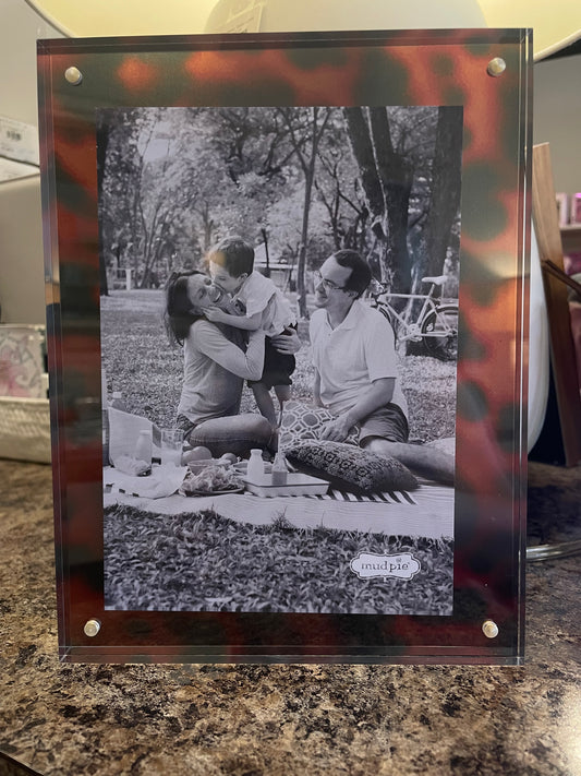 Lg Tortoise Acrylic Frame