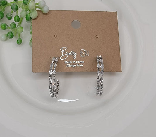 LC9 Earring