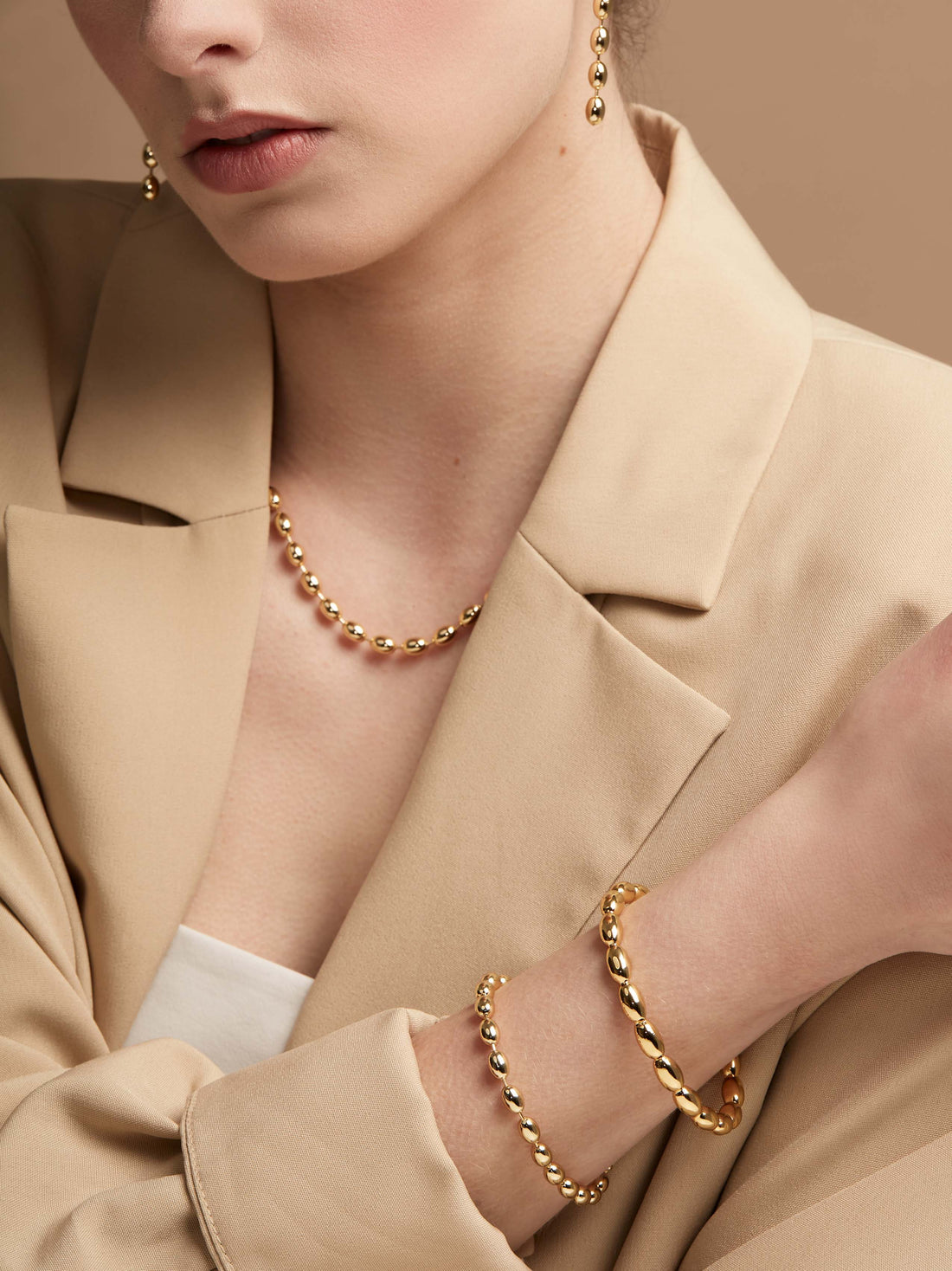 Dot Disc Chain Magnet Bracelet