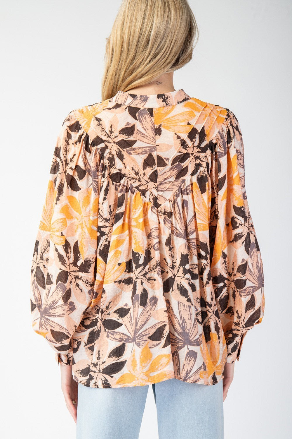 Printed Pinecone Bubble Sleeve Top