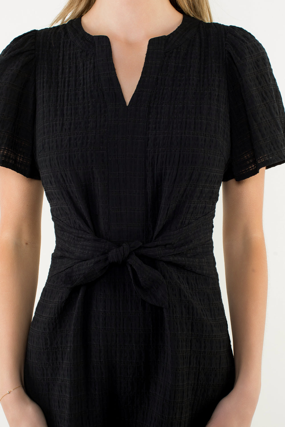SHORT SLEEVE TEXTURED DRESS