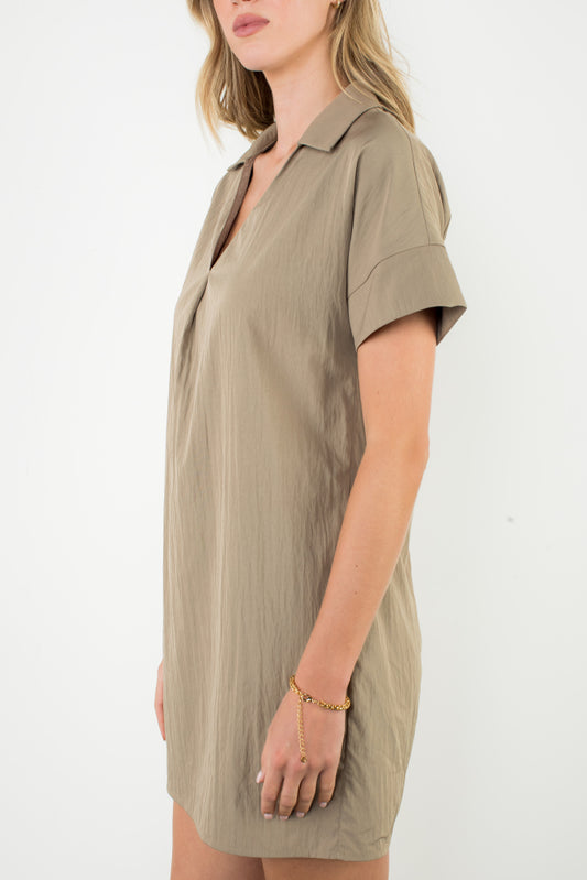 Short sleeve v-neck dress